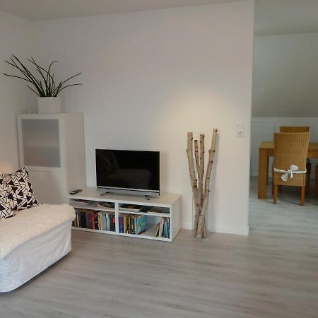 Helle 70 Qm Ferienwohnung Mit Herrlichem Blick Тенинген Экстерьер фото