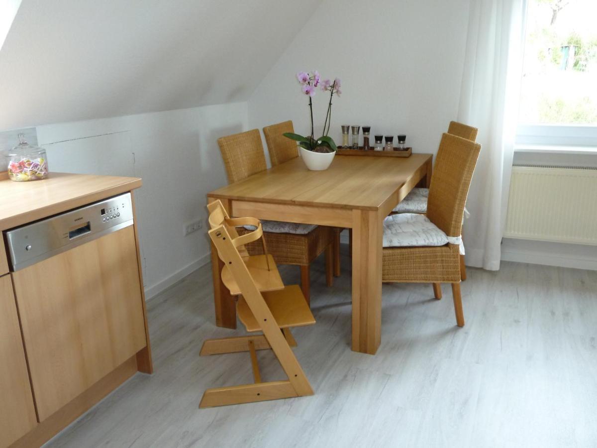Helle 70 Qm Ferienwohnung Mit Herrlichem Blick Тенинген Экстерьер фото