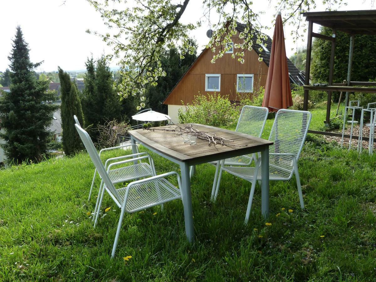 Helle 70 Qm Ferienwohnung Mit Herrlichem Blick Тенинген Экстерьер фото